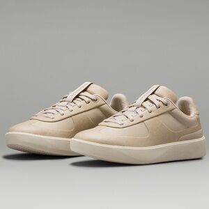 Lululemon women’s cityverse sneaker size 5 worn once, raw linen color